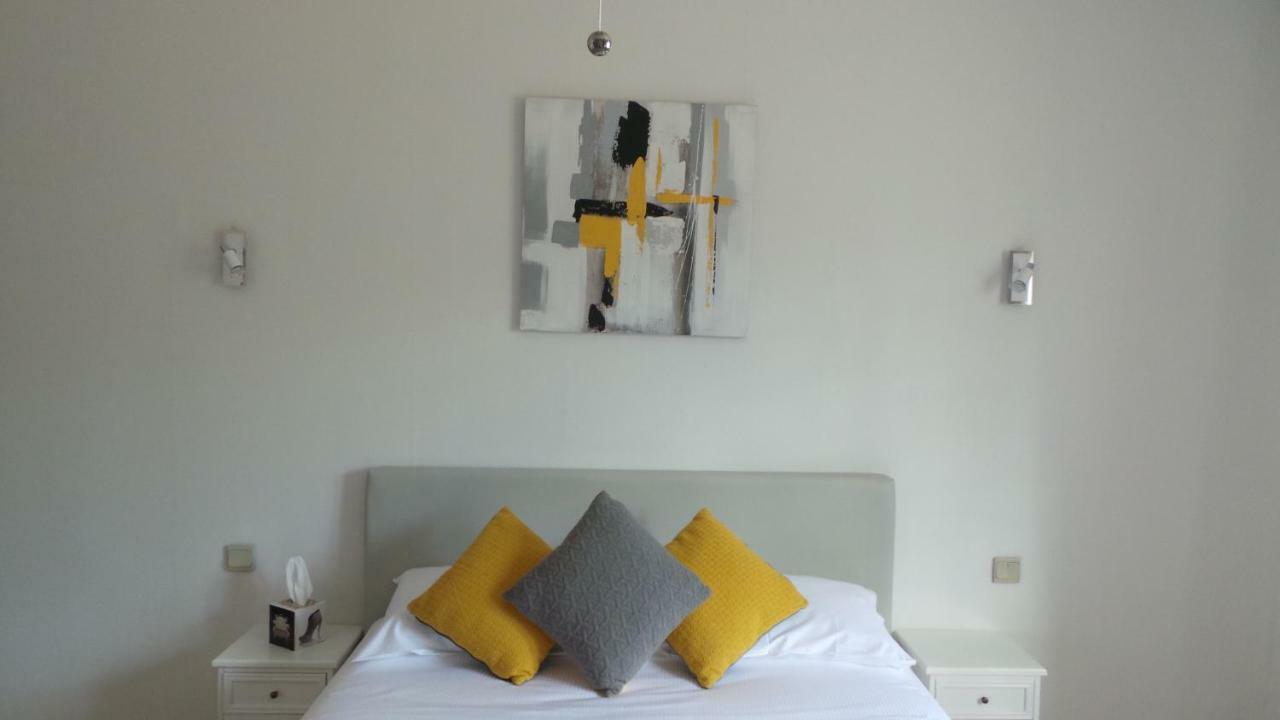Number9 - Now With Air Conditioned Rooms Carlipa Exterior foto